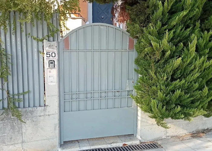 Christinas Garden Daire *