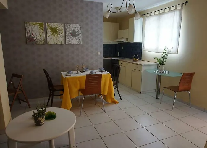 Christinas Garden * Патра